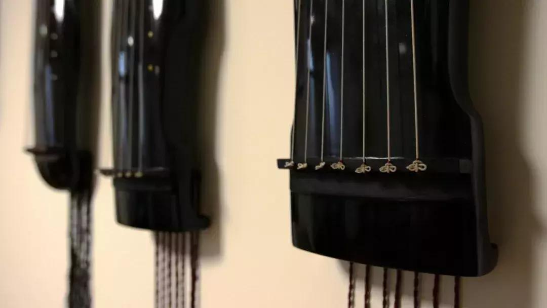 古琴调弦定音的方法和技巧,古琴的调音教程