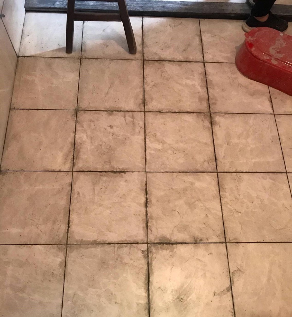 农村自建房一楼贴瓷砖还是花岗石,农村自建房一楼铺石材还是瓷砖