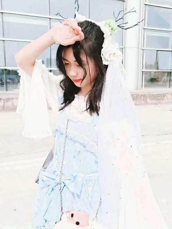 穿上小裙子就是美好的春天,穿上春天的裙子