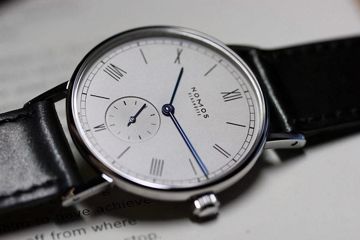 nomos最经典的手表,德国手表nomos180