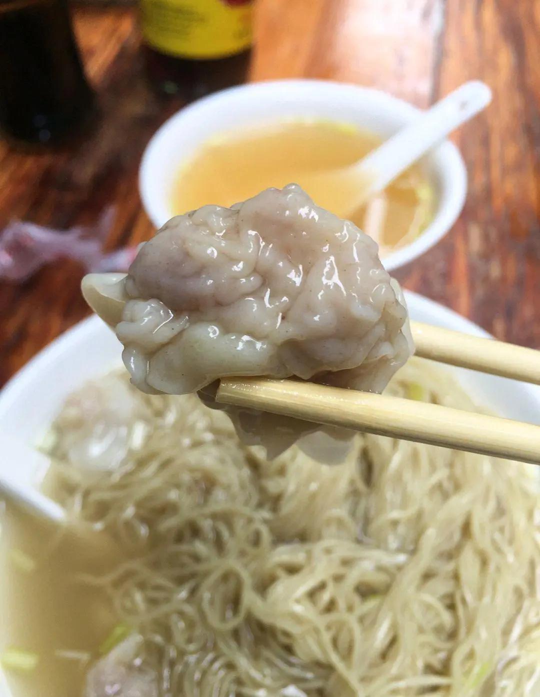 广味云吞汤底配方,吉祥馄饨的虾仁云吞面怎么做