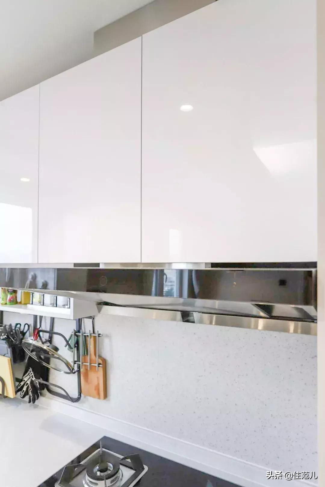 厨房客厅一体加书房小户型,小户型书房客餐一体