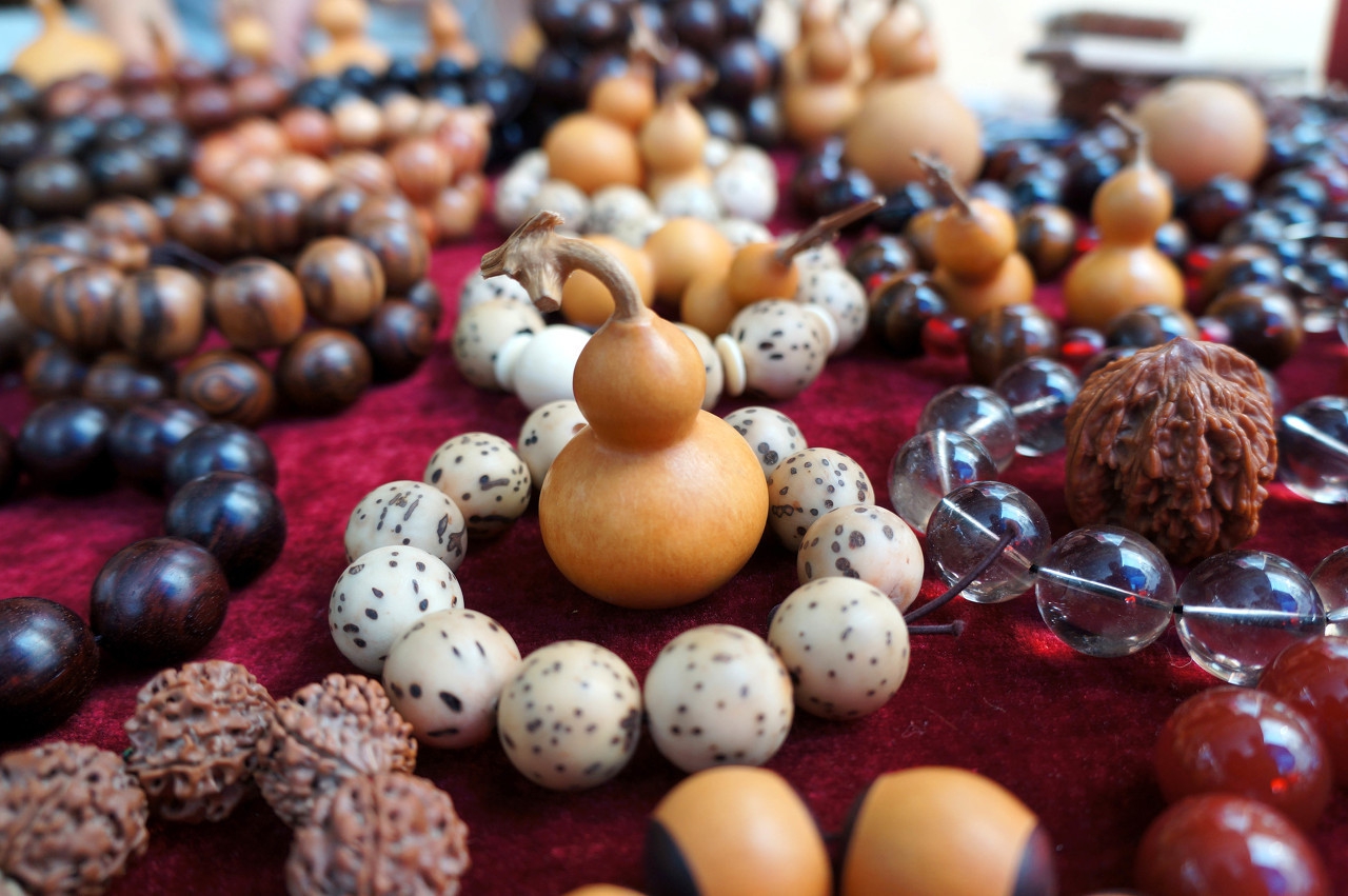 小叶紫檀手串补救方法,小叶紫檀手串包浆后可以用手盘吗