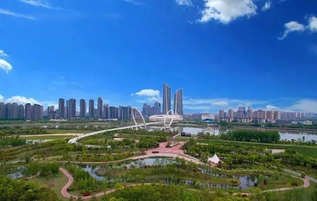 江心洲，一个景色秀丽的夹江岛，岛上的叠加和联排值得买吗？