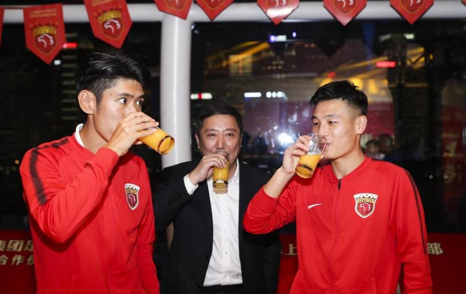 上海上港庆功宴视频,上港聚餐