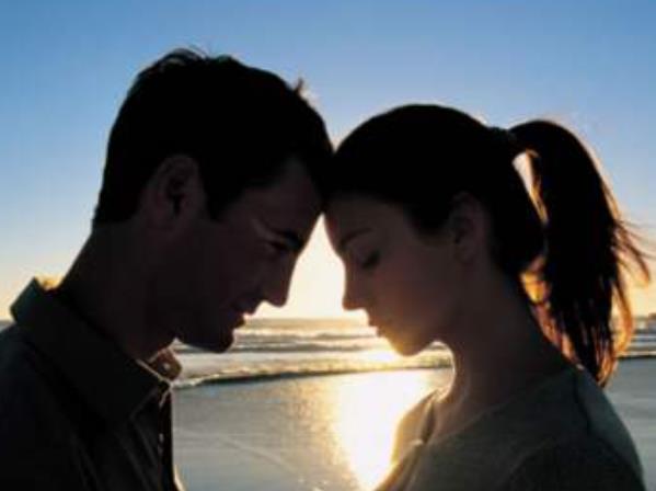 人生观价值观不同的夫妻怎样相处,和价值观不同的人如何相处