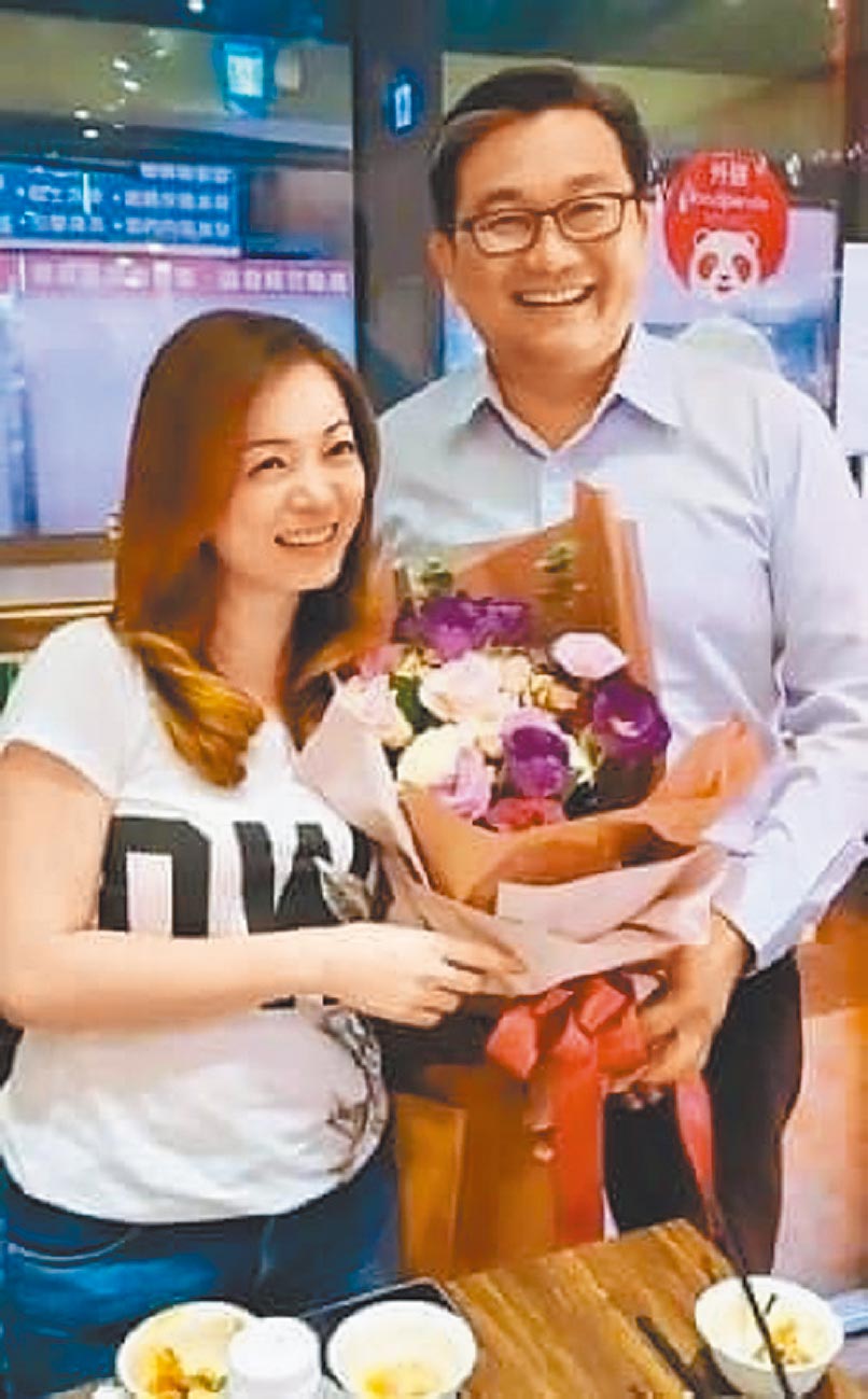 王定宇爆桃色丑闻形象崩坏冲击政治前途，丈母娘出面力挺