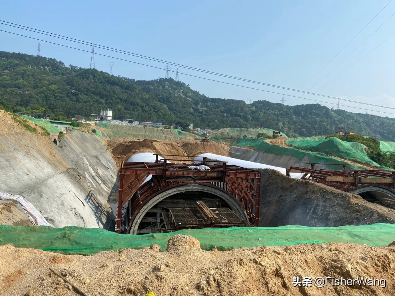 中毒or中暑，36度高温带两女生徒步，中道而退之登云-恩顶水库。