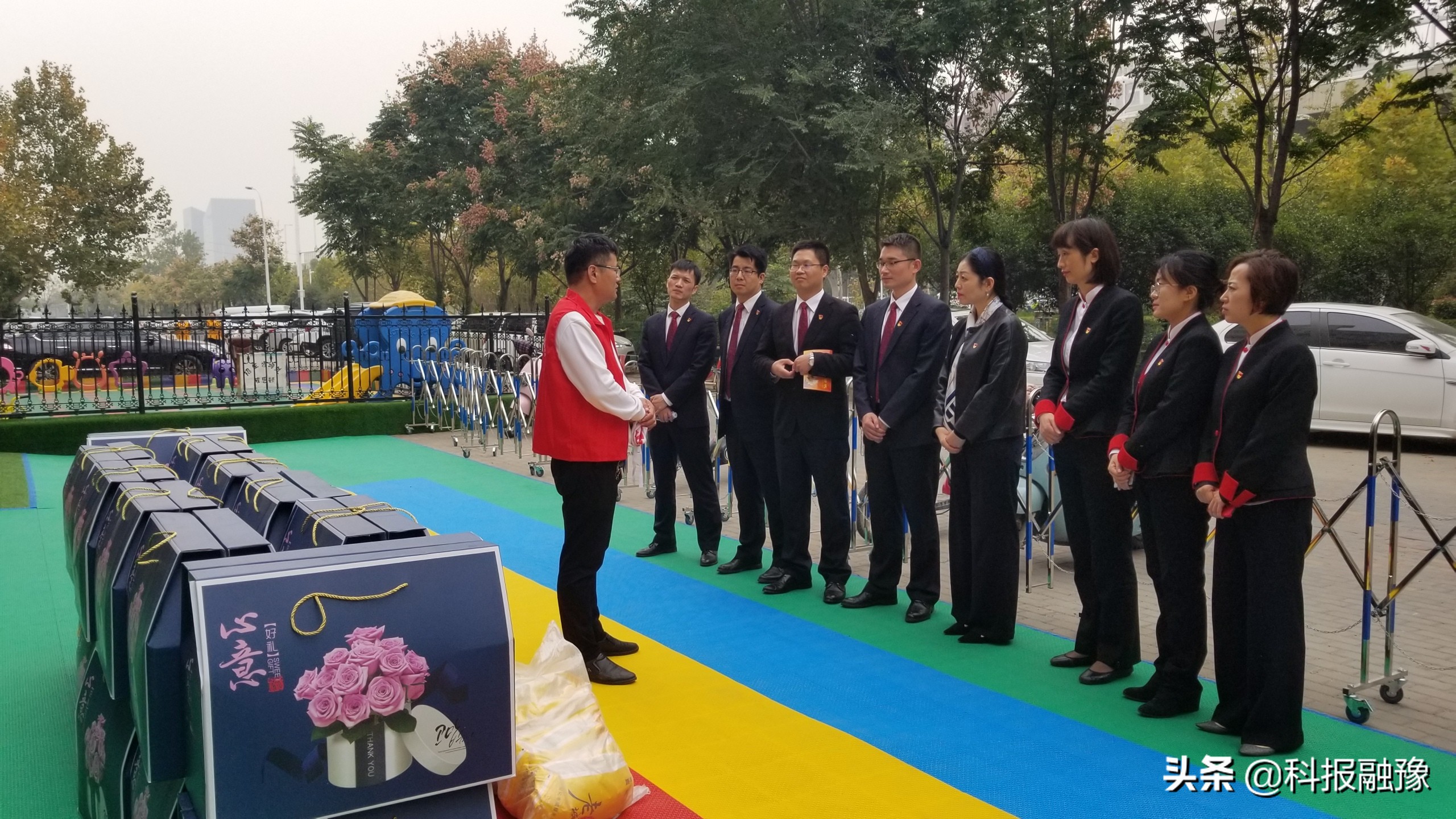 中信银行爱心助学活动,中信银行西安分行捐款