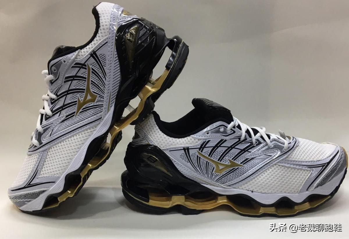 跑鞋推荐性价比前十名缓震,国产跑鞋中的四大缓震之王