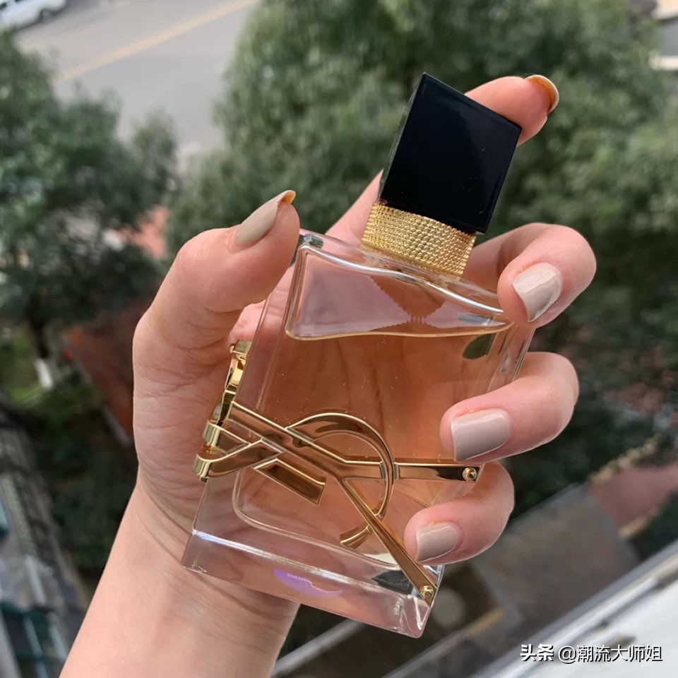 香水也有雷品,香水虽然有毒可是人人都喜欢用