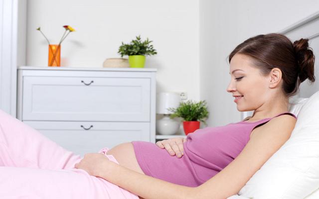 孕晚期尿急尿频做什么运动好,孕晚期走路尿急尿频要生了吗