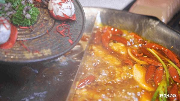 排队归排队，这店名你念的对吗？