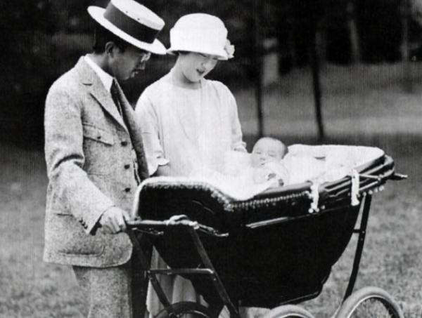 良子皇后和美智子,良子皇后有多惨