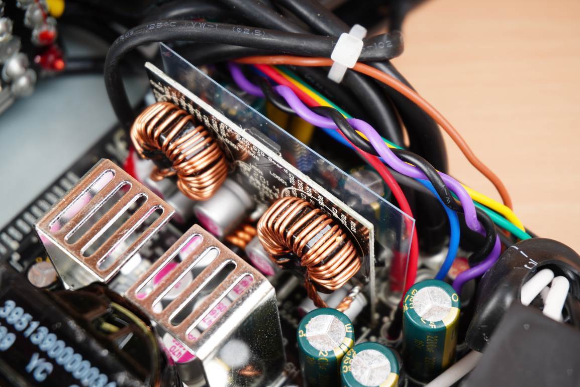 金河田金牌电源靠谱吗,金河田金牌a+电源测评