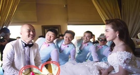 杨颖刘诗诗婚服,杨颖水晶鞋婚鞋