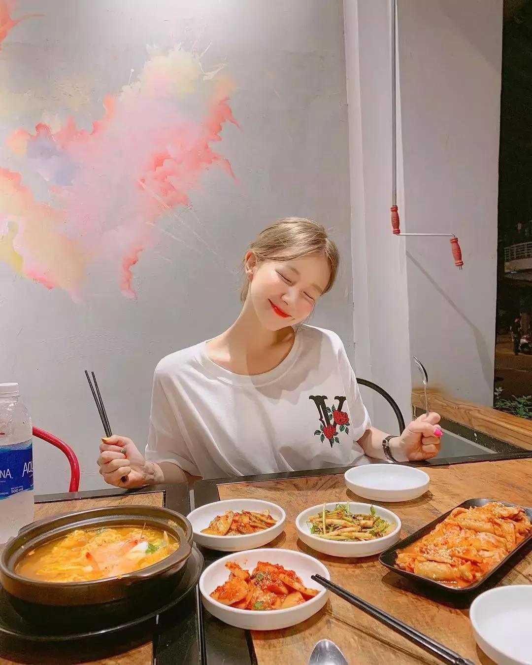 火遍全网的造型,泫雅妆推荐