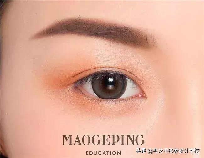 让眼睛有神发亮要补充什么维生素,让眼睛明亮有神的方法