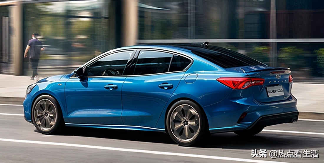 车分享：美系长安福特《福克斯》优点缺点分析，说干货不套路