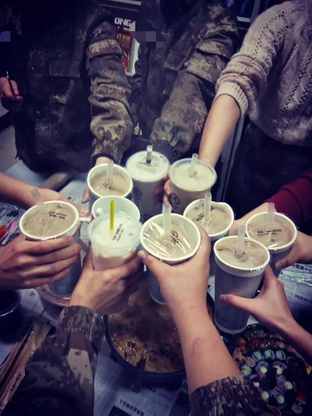 军人的铁胃,中国军人的硬骨头精神