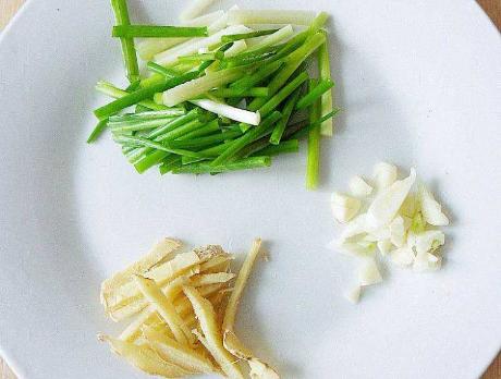 清洗田螺吐沙的方法,洗田螺的正确处理方法