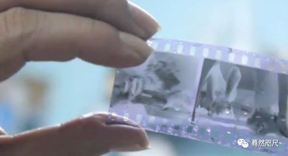 d76黑白胶卷冲洗经验,暗房洗胶卷用什么颜色灯