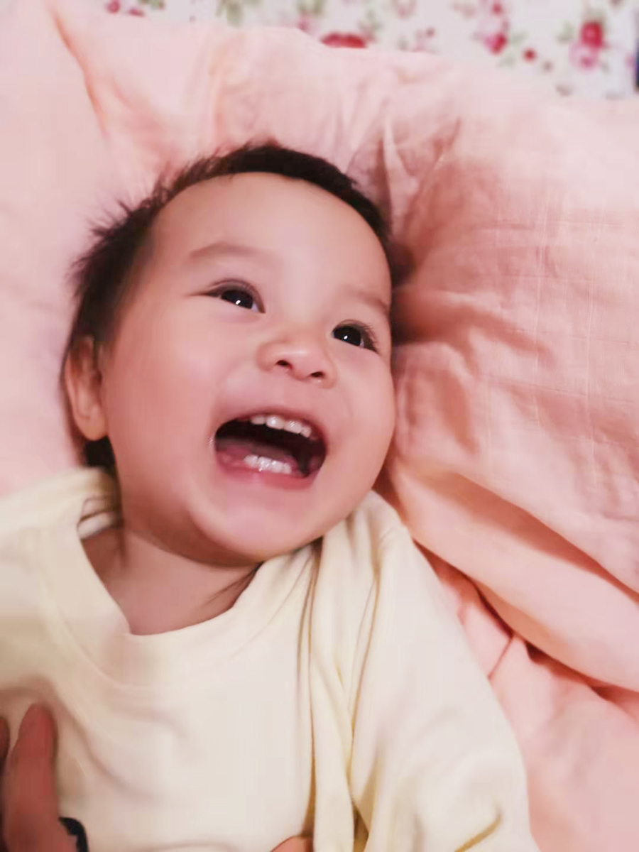 家有爱出汗的宝宝，造作双层纱织四件套透气+舒适，安睡整晚