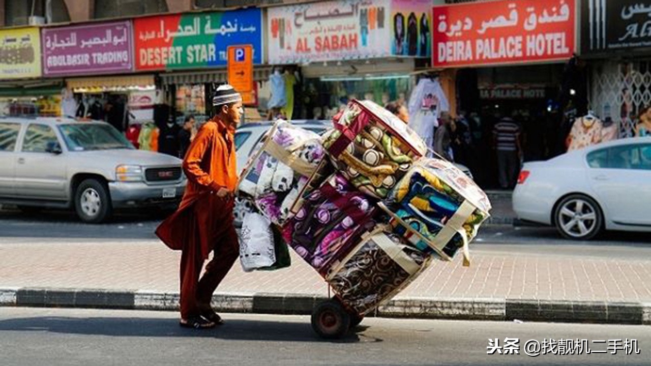 5000元人民币在迪拜能活多久？