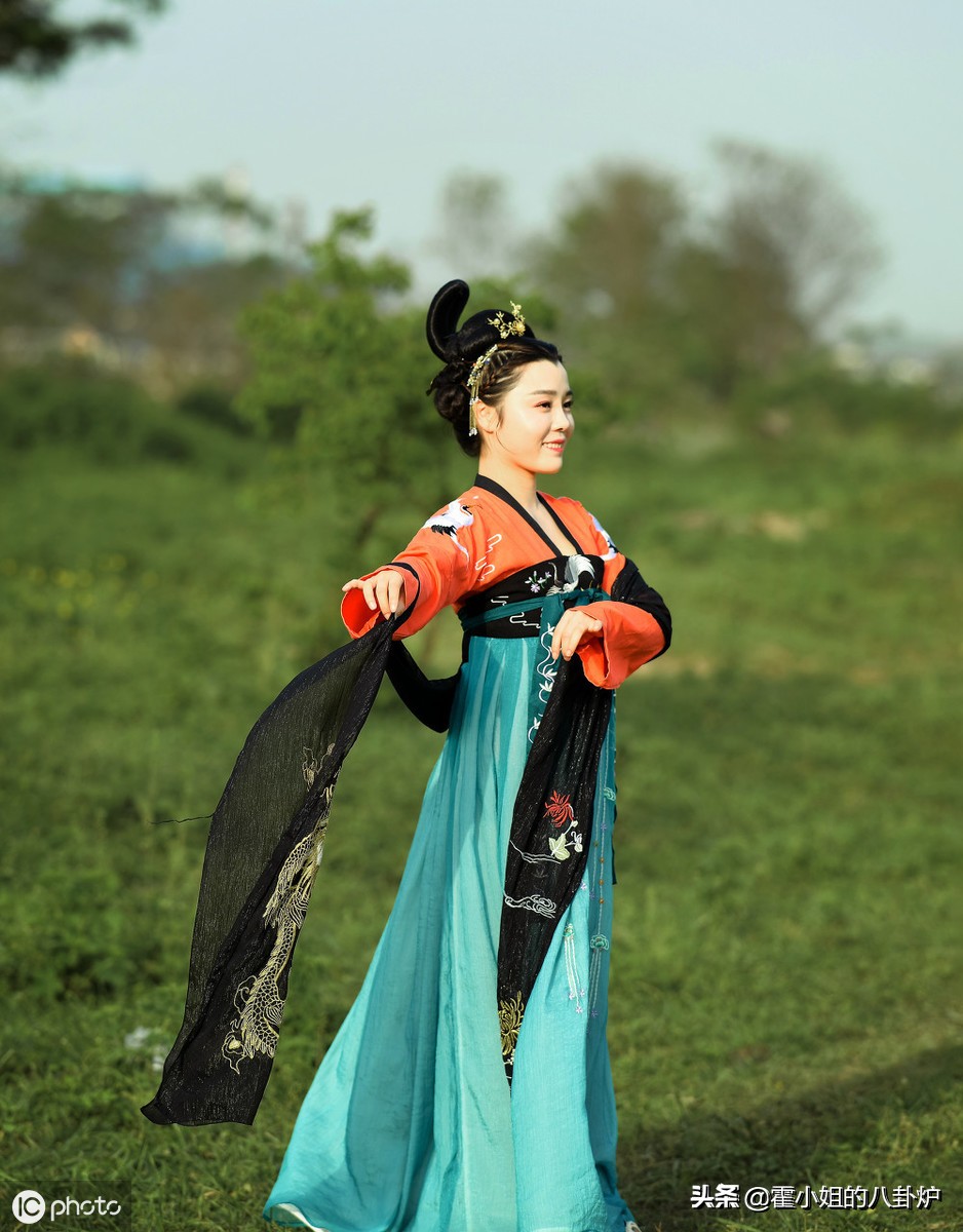 长安十二时辰杨贵妃怎么死的,长安十二时辰杨贵妃从天而降