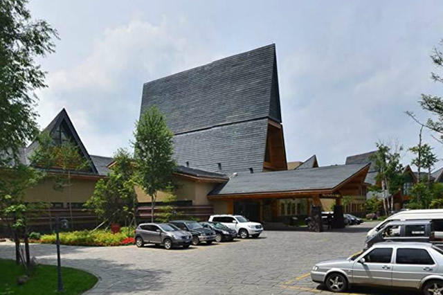 中国十大温泉排名旅游攻略,国内十大温泉度假村