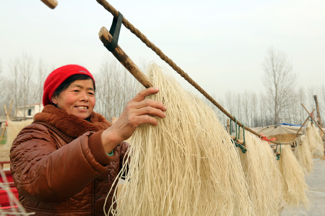 投资两万的小型加工厂有哪些项目,15万小型的加工厂做什么项目好