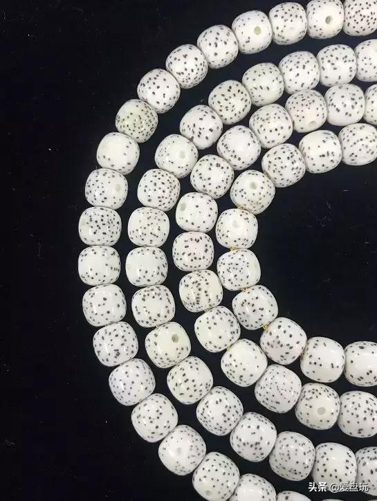 玩手持手串的男生,玩手串的男生是不是都老了