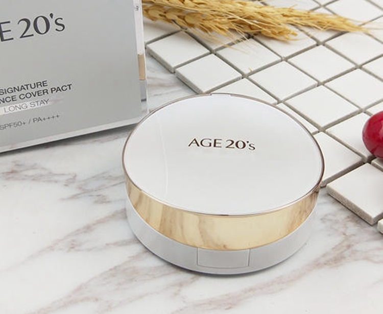 5款明星气垫实测,圣罗兰高级感十足,阿玛尼红盒用一次就够了