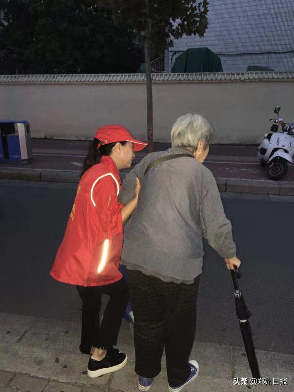 郑州志愿者让人感动,郑州抗击疫情最美志愿者主要事迹