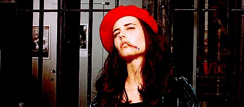 本以为是老妈想撬女儿的男友，没想到…太毁三观了