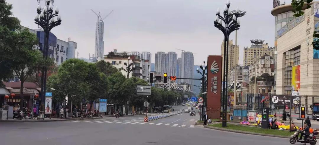 宜宾南岸西区和南部新区的界线,宜宾南岸东区2024年的发展规划