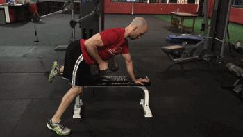 如何训练背部肌肉背阔肌无器械,背部训练主要刺激背阔肌的动作