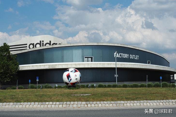 阿迪达斯与彪马现状,为什么说阿迪达斯和彪马是一家