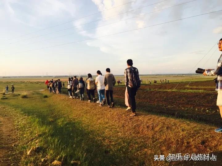 大学赚到人生第一桶金,大学期间怎么赚人生第一桶金