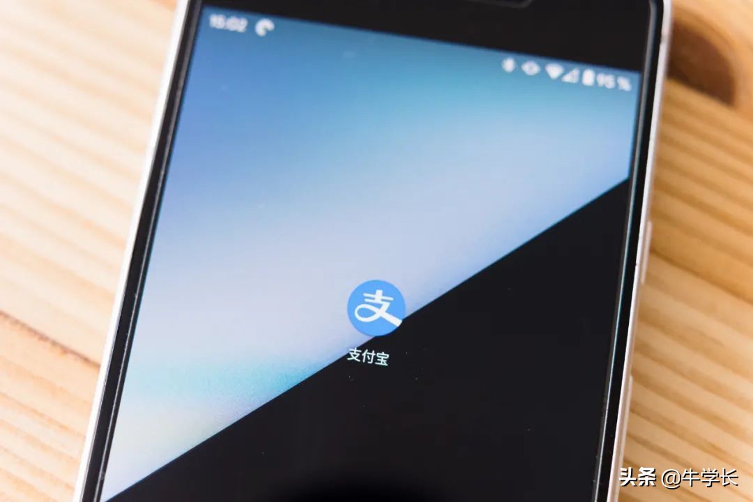 苹果丢失手机号挂失了还能找到吗,苹果手机丢了银行卡需要挂失吗