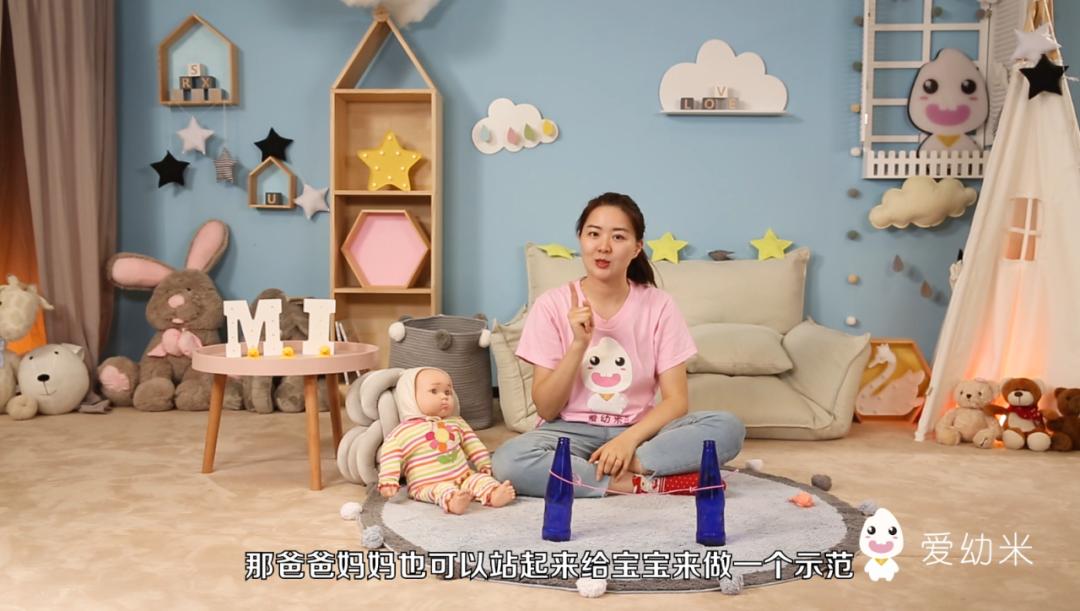 如何训练宝宝中线运动,小朋友学鲤鱼打挺零基础教学