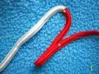 手串穿珠子打结教程慢动作简单,单绳穿珠子打结方法图解