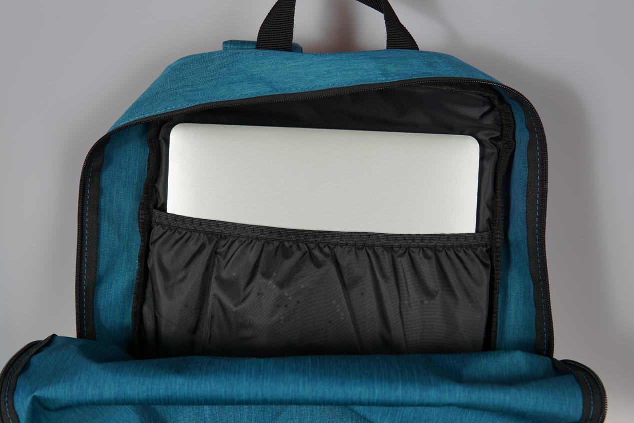 小米小背包也搞性价比？20L大容量只要49元！