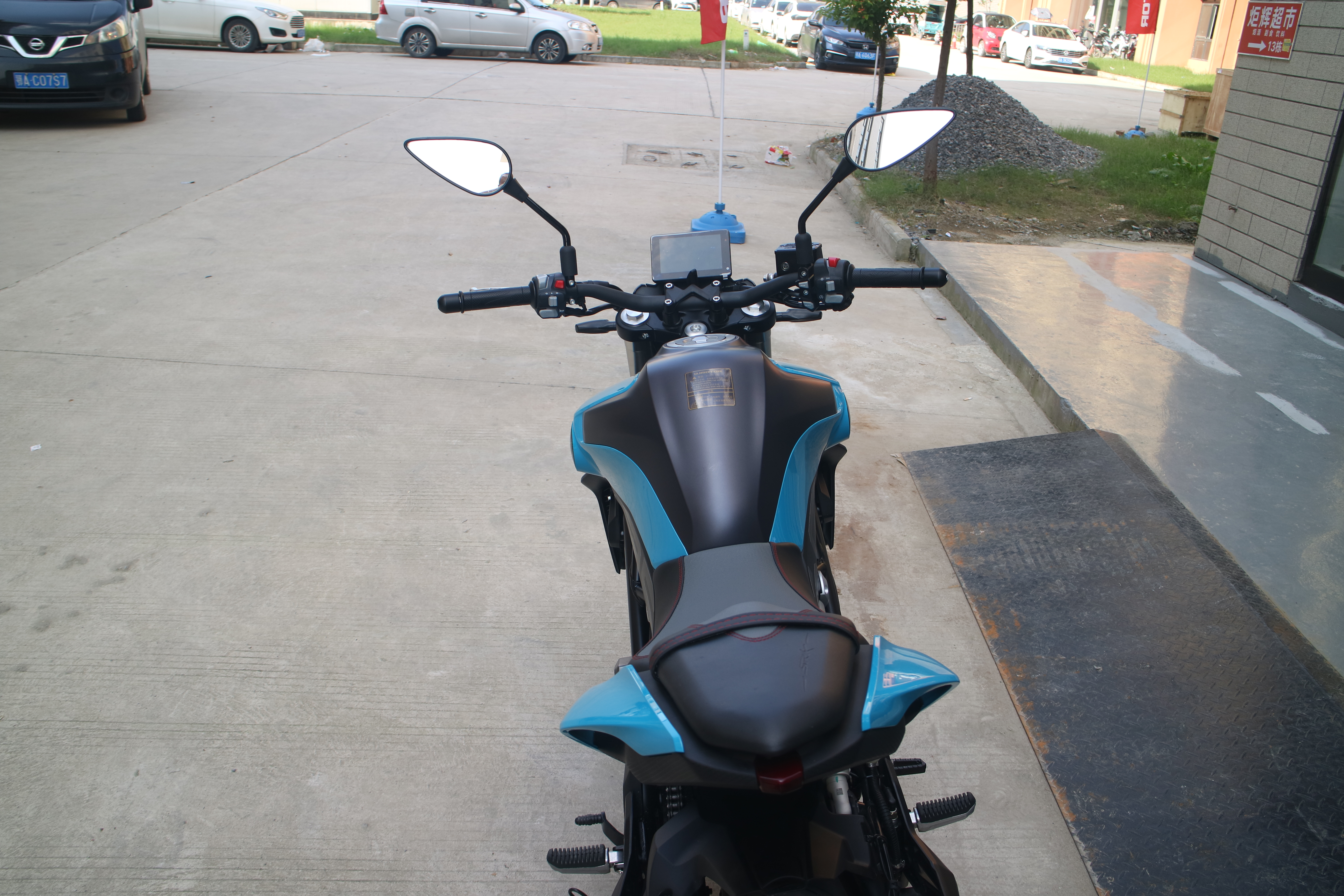 试驾奔达350,追350车测评