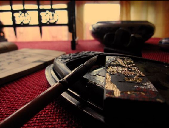 寄情于山水之间的唯美古诗词,寄情山水悠闲自得的诗词