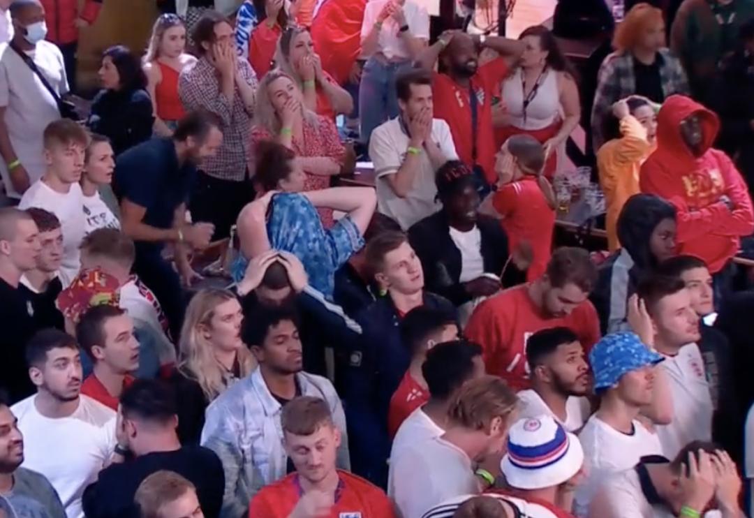 意大利夺冠2006后球迷欢呼场面,欧洲杯意大利男篮夺冠