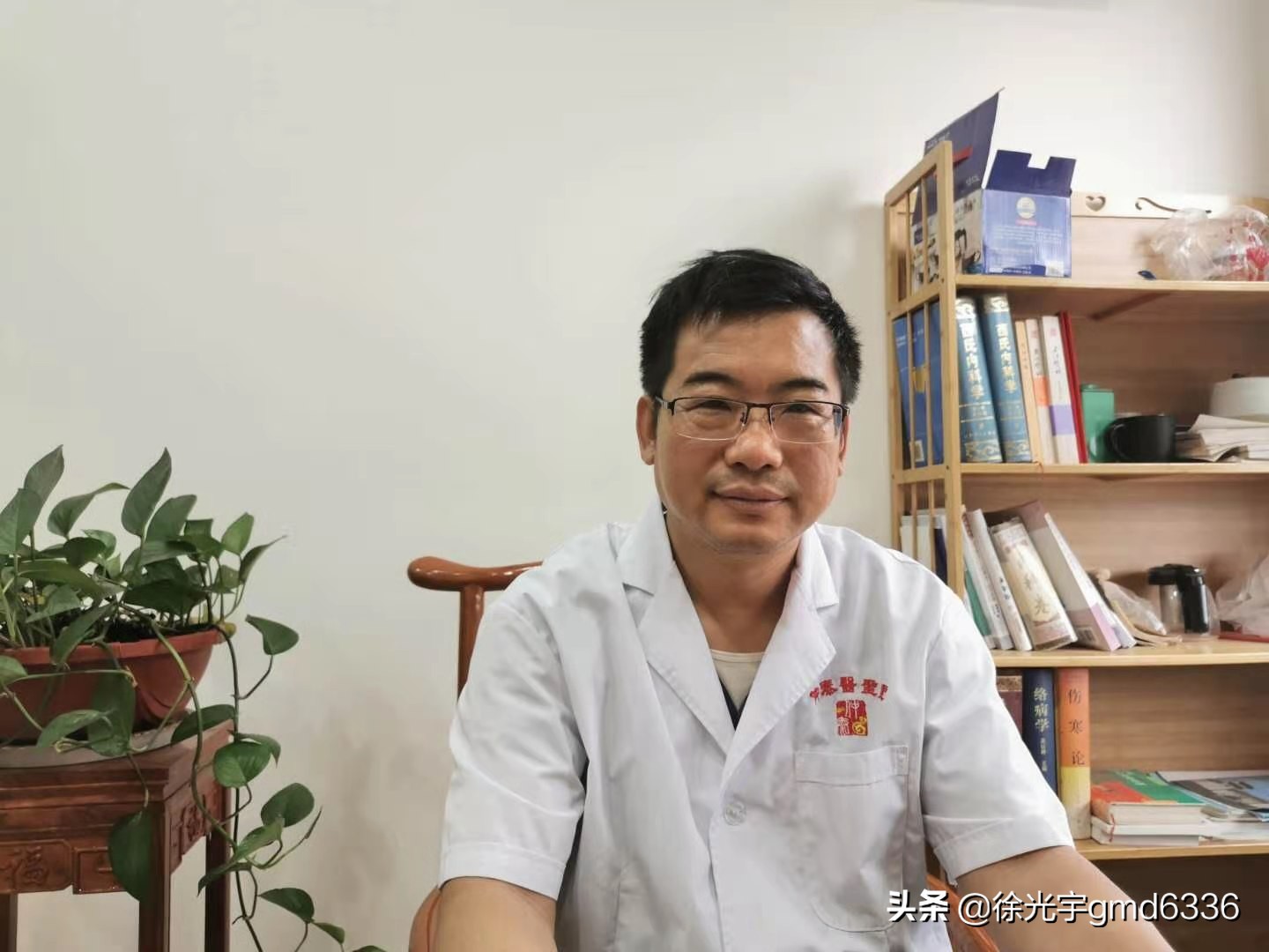 甲亢结节中医叫什么,甲亢和结节哪个更好治