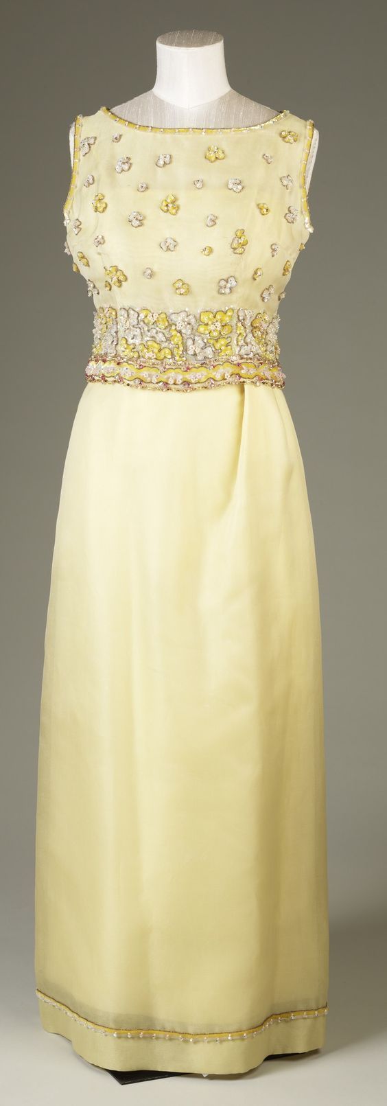 女王轻奢高定礼服,英国女王伊丽莎白连衣裙