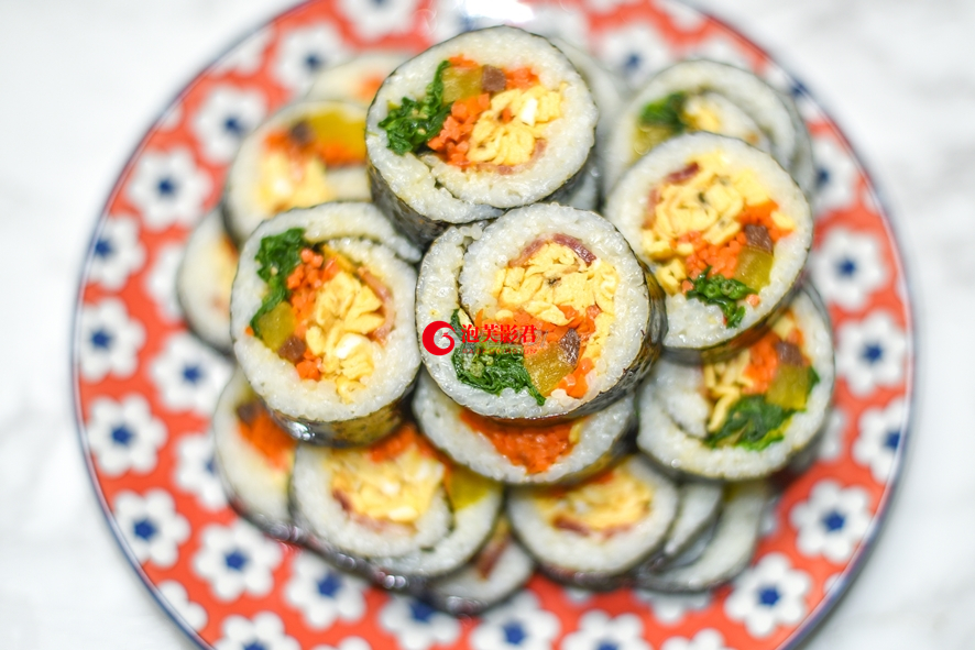 韩国的紫菜包饭的做法视频,正宗韩国紫菜包饭视频教程