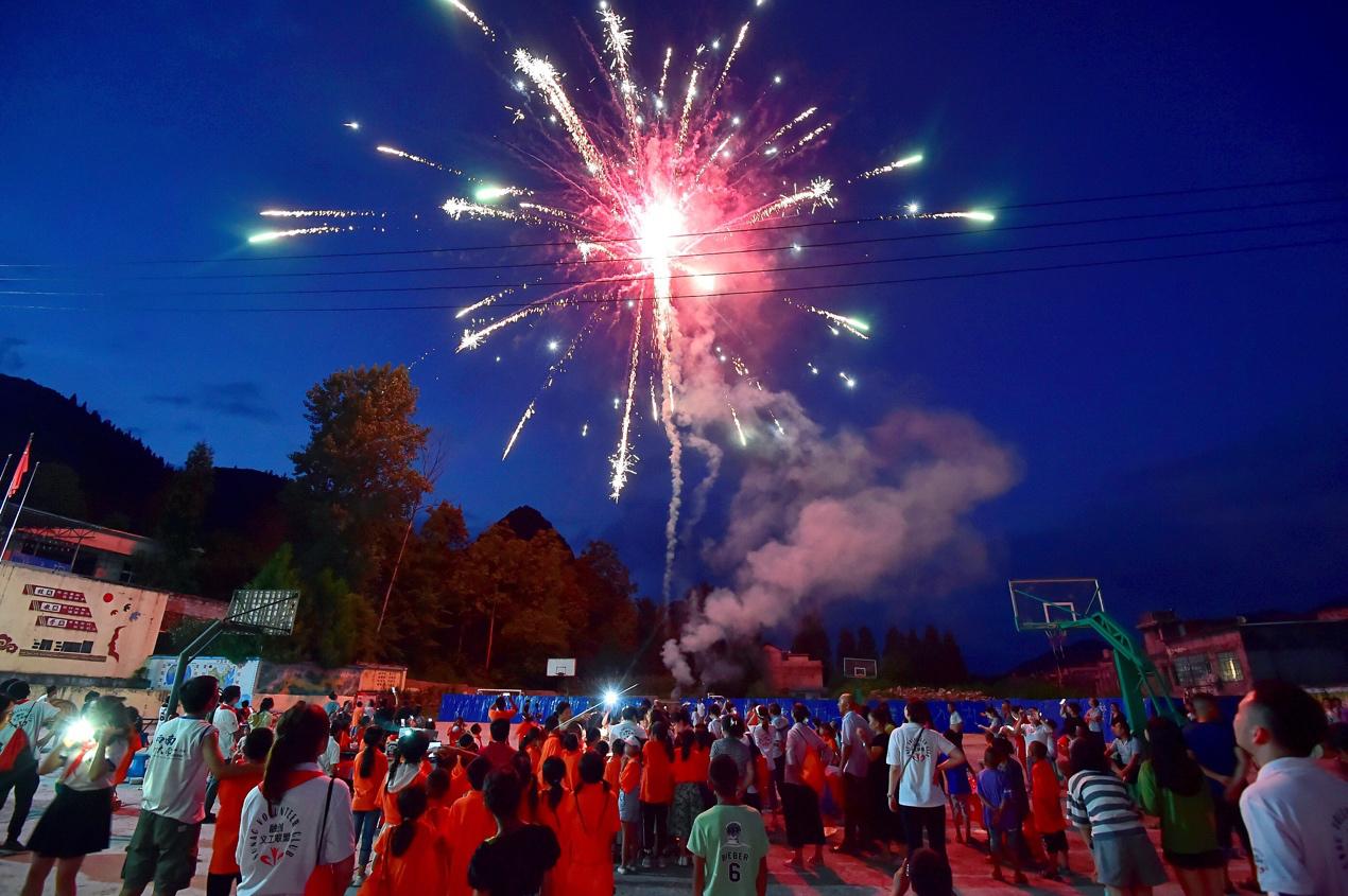 铻嶇埍鍚岃,铻嶅垱涓浗鑻辫嫍璁″垝